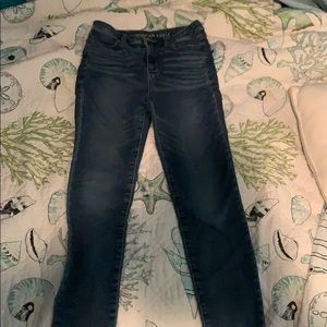 Dark wash blue American eagle skinny jeans